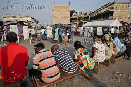 Ghana holds presidential and parliamentary election