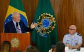 O presidente Lula e o comandante da Marinha, Marcos Olsen