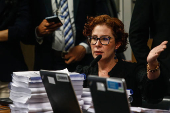 A deputada federal Carla Zambelli (PL-SP) participa de sesso de CPI no Senado