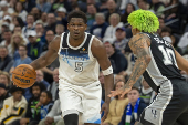 NBA: San Antonio Spurs at Minnesota Timberwolves