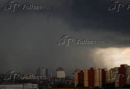 Forte temporal atinge zona oeste de SP