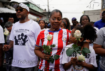 Families of four boys found dead hold vigil, in Guayaquil