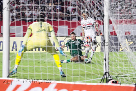 Partida entre So Paulo e Guarani