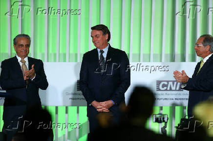 Bolsonaro recebe o Grande Colar da Ordem do Mrito Industrial da CNI