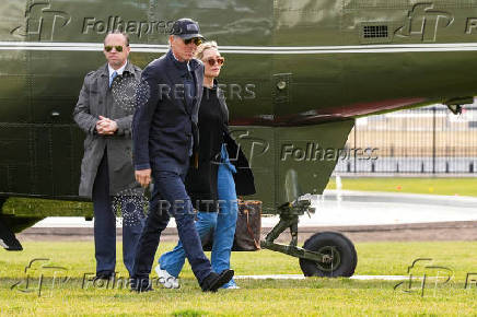 Hunter Biden and wife Melissa Cohen Biden exit Marine One as they arrive at White House