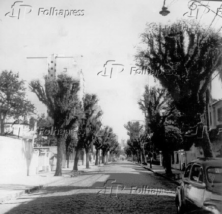 So Paulo Anos 50: vista da rua Bela