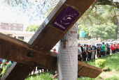 Roman Catholics commemorate Good Friday during the start of Easter in Harare