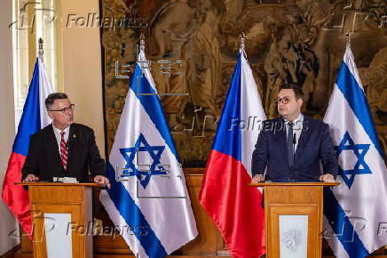 Israeli Foreign Minister Gideon Saar visits Czech Republic