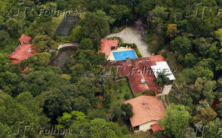 Vista area da propriedade em Atibaia atribuda a Lula