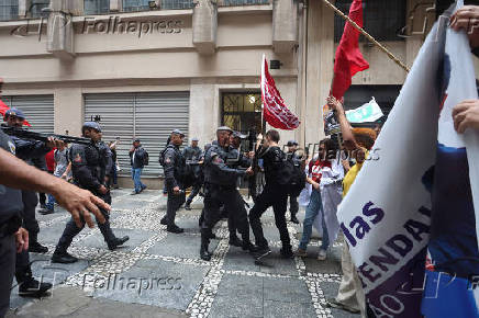 Protesto contra a privatizao da escolas em SP