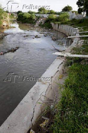 Obras emergncias de Nunes tem falhas logo aps entrega 