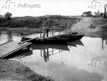 Ponte no Rio Tiet