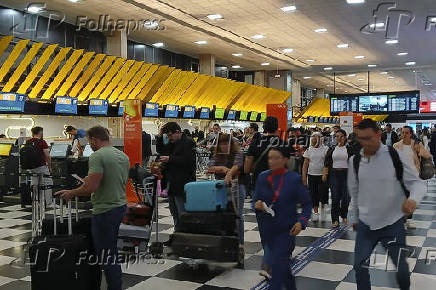 Cancelamento de voos no aeroporto d Congonhas aps chuva em So Paulo