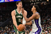 NBA: Sacramento Kings at Milwaukee Bucks