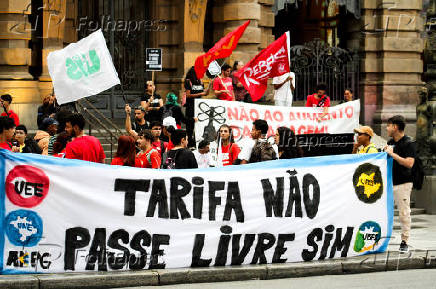 Ato contra o aumento das tarifas de nibus, trens e metr em SP