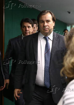 Arthur Maia e Rodrigo Maia deixam o gabinete da presidncia da Cmara