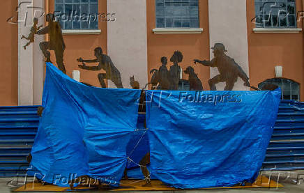 HEROIS VOLUNTARIOS / MONUMENTO / ORLA DO GUAIBA / RESGATES / ENCHENTE