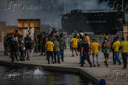 Barricada no Palcio do Planalto em 8 de janeiro