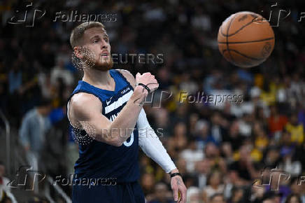 NBA: Preseason-Minnesota Timberwolves at Los Angeles Lakers