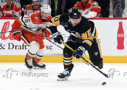 NHL: Anaheim Ducks at Pittsburgh Penguins