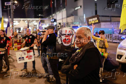 Protest against Israeli government's management of the ongoing conflict in Gaza and to show support for the hostages, in Tel Aviv