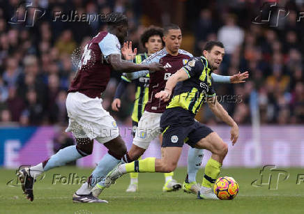 Premier League - Aston Villa v Manchester City