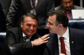 O presidente Jair Bolsonaro e o presidente do senado, Rodrigo Pacheco 