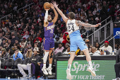 NBA: Phoenix Suns at Atlanta Hawks