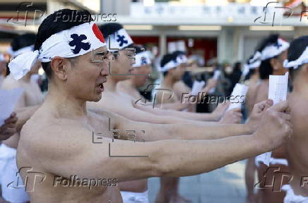 Ice bath purification ceremony at Kanda Myojin Shrine