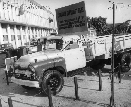 Caminho Chevrolet modelo 6503.