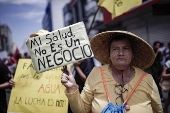Grupos sociales protestan contra el Gobierno y la falta de acceso al agua en Costa Rica