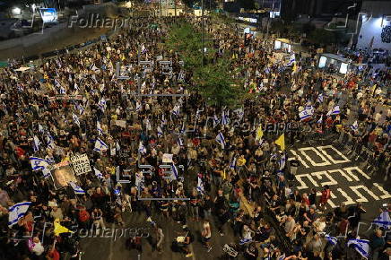 Relatives of Israeli hostages hold rally to mark 400 days since 2023 Hamas attack