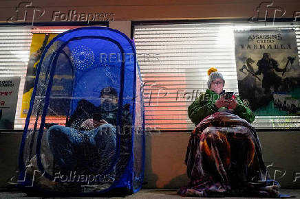 FILE PHOTO: Shoppers head to stores in search of Black Friday savings in Kentucky