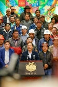 Bolivia anuncia incremento de 5,85 % en el salario mnimo sin negociar con sector patronal