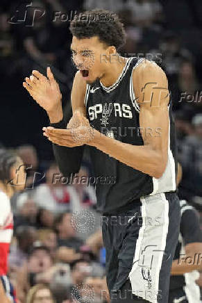 NBA: Washington Wizards at San Antonio Spurs