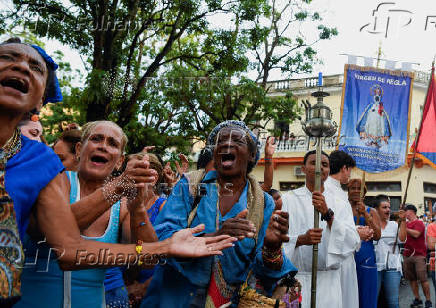 Cuban faithful carry out the traditional procession of the Virgin of Regla