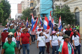 Marcha opositora entrega demandas a poderes de Paraguay tras caminar 65 kilmetros