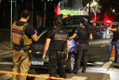 Policiais trocam tiro com ladres na Av. 9 de Julho na ZS de SP