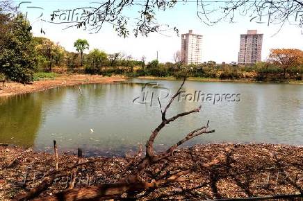 Vista da lagoa do Saibro, rea de recarga do Aqufero Guarani, em Ribeiro Preto