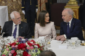 Los reyes ofrecen un almuerzo tras la entrega del Premio Cervantes