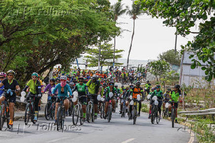 Ciclistas realizam ato pacifico nas ruas de Olinda e Paulista