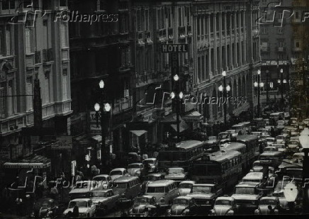 Vista de congestinamento na Avenida