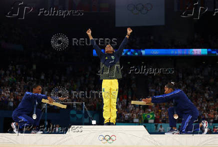 Artistic Gymnastics - Women's Floor Exercise Victory Ceremony