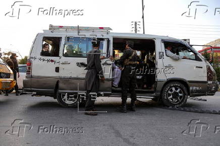 Afghans Taliban conduct checks on people and vehicles at checkpoints in Kabul