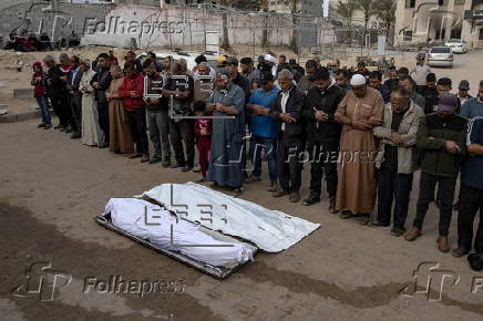 At least five killed in Israeli airstrike near displaced people's tents in Gaza's Khan Yunis