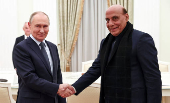 Russian President Putin meets Indian Defence Minister Singh in Moscow