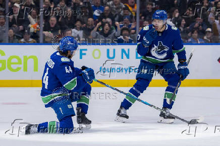 NHL: Colorado Avalanche at Vancouver Canucks