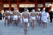 Ice bath purification ceremony at Kanda Myojin Shrine