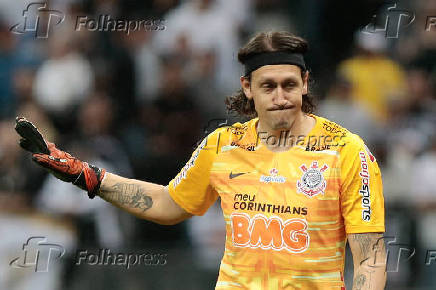Cssio, goleiro do Corinthians, lamenta derrota contra o Flamengo pela Copa-BR