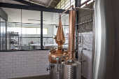 Alambique de cobre da destilaria Draco, que fica em Engenheiro Coelho (SP)